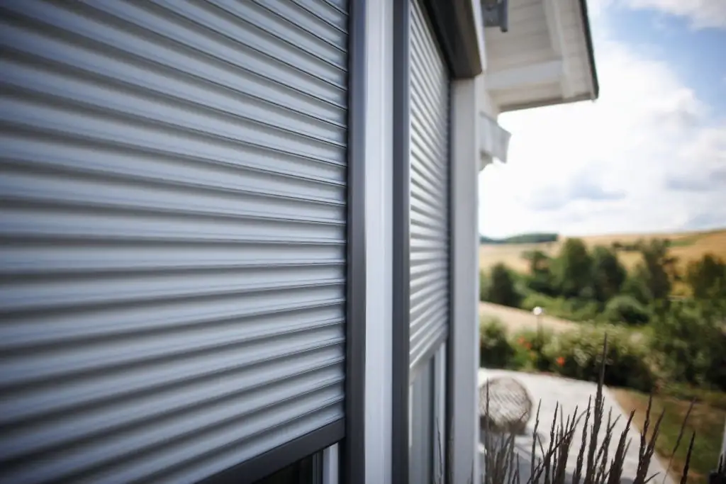 PVC, alu ou bois : quel volet pour votre façade ?